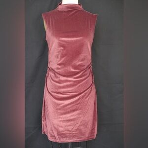 Elegant Velvet Dress in Mauve